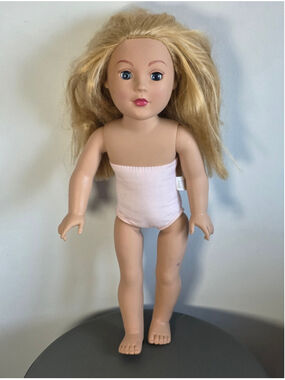 Alexander Doll Company Blonde Hair Doll 18” Vinyl Body Blue Eyes 2009